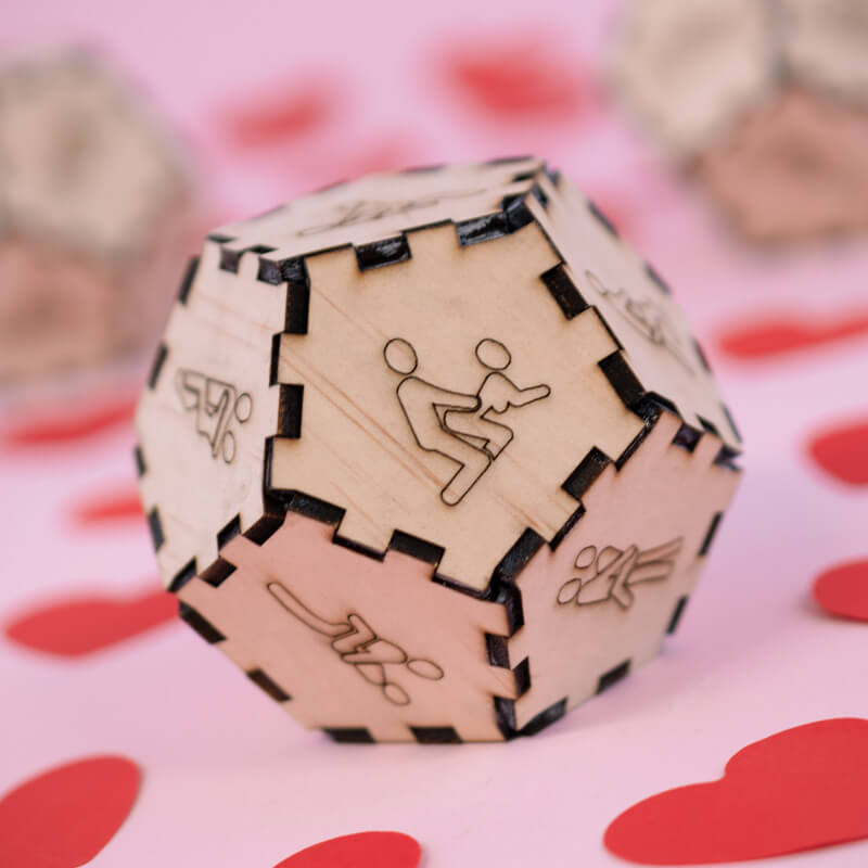 12 Sided Love Dice With Heart Shaped Confetti